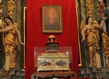Bp Alojzy Orszulik wkładał wiele wysiłku w szerzenie kultu św. Wiktorii
