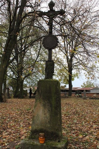 Stary Cmentarz na "Piaskach" w Miechocinie