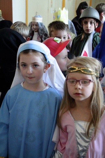 Korowód świętych w Prokocimiu Nowym 2015