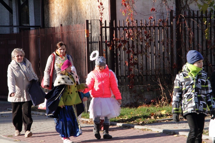 Korowód świętych w Prokocimiu Nowym 2015