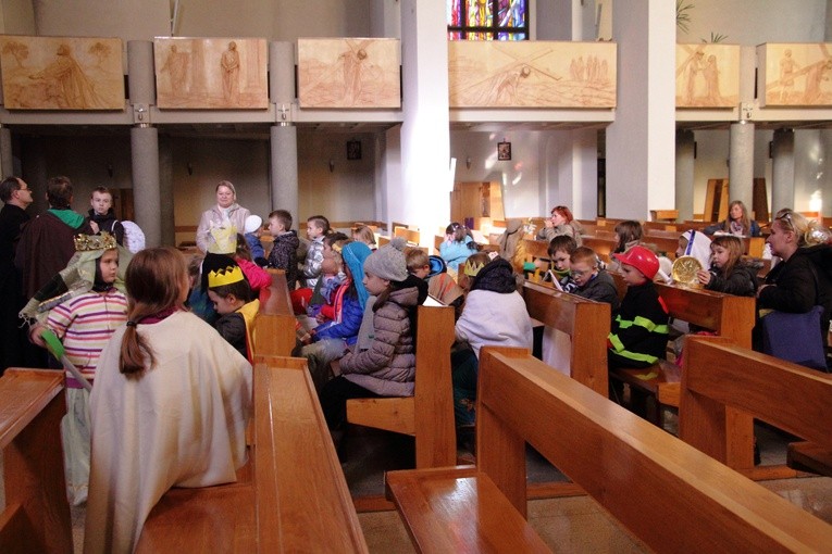 Korowód świętych w Prokocimiu Nowym 2015