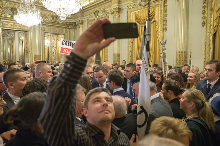 Odznaczenia dla zasłużonych na rzecz Polonii we Francji