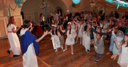 Balowanie w cieniu bazyliki