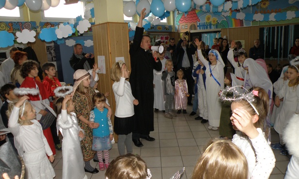 W rytmie poloneza wkroczyli do nieba