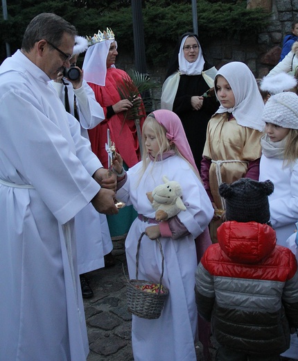 Korowód świętych w Sulęcinie