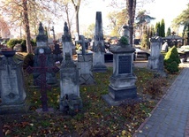Kwesty na cmentarzu ewangelickim i prawosławnym w Radomiu