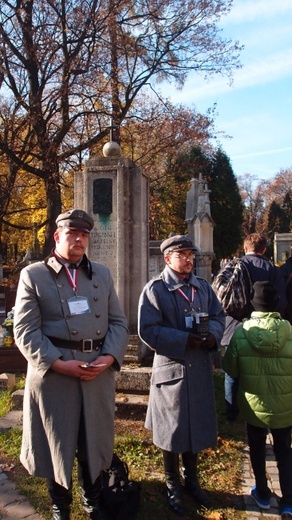 Wszystkich Świętych na cmentarzu Rakowickim - cz. 2