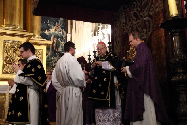 Dzień Zaduszny w katedrze wawelskiej