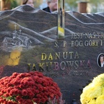 Bp Roman Pindel na cmentarzu w Andrychowie