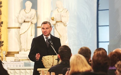  Prezydent podczas wystąpienia w starobielskim kościele ewangelickim