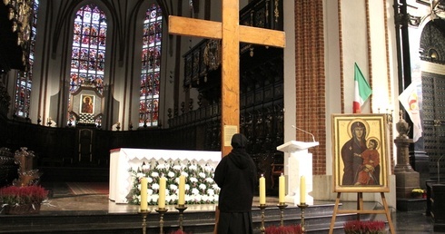 Kard. Nycz: diecezja duchowo "przeorana" 