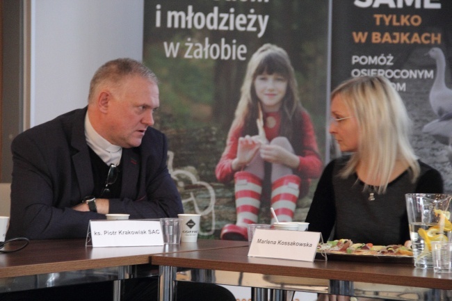 Konferencja "Zapomniani żałobnicy" 