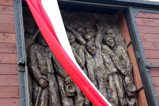 Pomnik ofiar Tragedii Górnośląskiej w Bytomiu