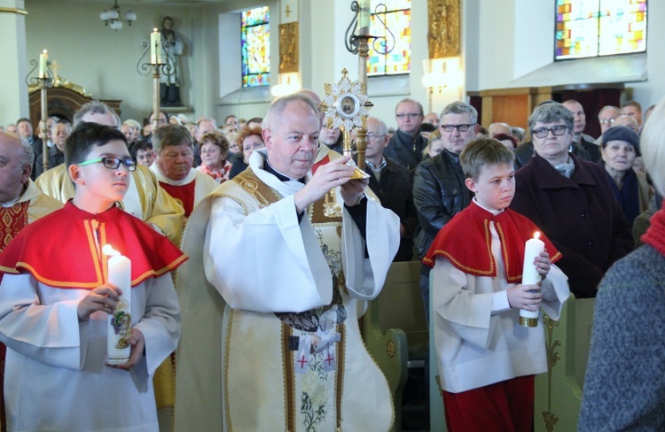 Relikwie świętych Zelii i Ludwika w Rybniku-Chwałowicach