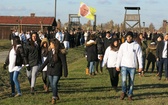 Z Krzyżem w byłym KL Birkenau