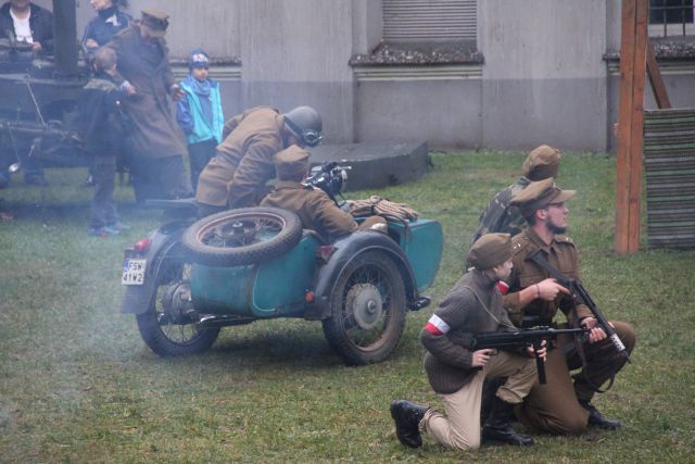 Inscenizacja batalistyczno-historyczna