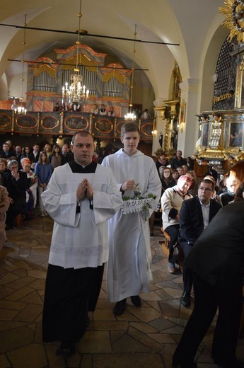 Konsekracja ołtarza w kościele św. Katarzyny w Nowym Targu 