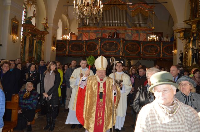 Konsekracja ołtarza w kościele św. Katarzyny w Nowym Targu 