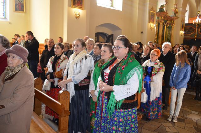 Konsekracja ołtarza w kościele św. Katarzyny w Nowym Targu 