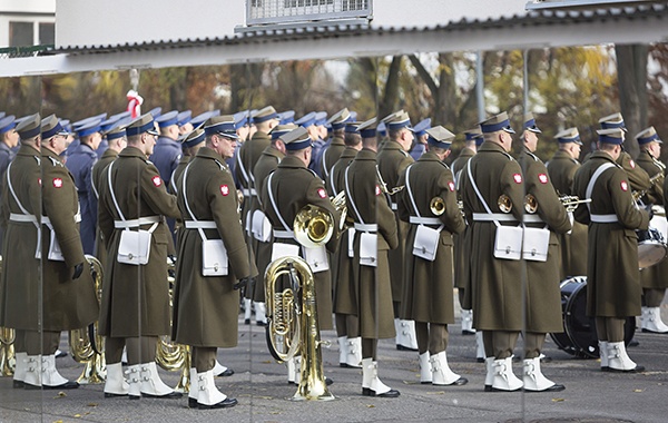  W Orkiestrze Reprezentacyjnej Wojska Polskiego grają głównie absolwenci akademii muzycznych 