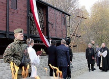  Pomnik ofiar Tragedii Górnośląskiej w Bytomiu-Miechowicach