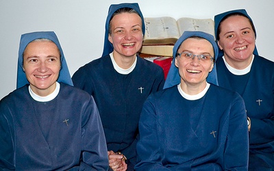  Skierniewicka wspólnota to 4 siostry (od lewej): Anna, Anna Maria, Lucyna i Alicja