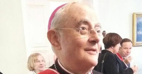 Polonia Restituta dla abp. Hosera