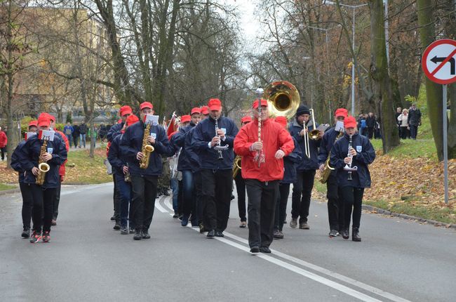 Ku chwale niepodległej 