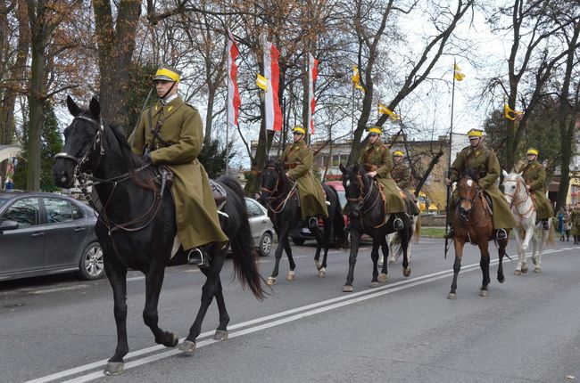 Ku chwale niepodległej 