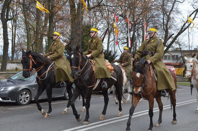 Ku chwale niepodległej 