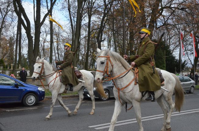 Ku chwale niepodległej 