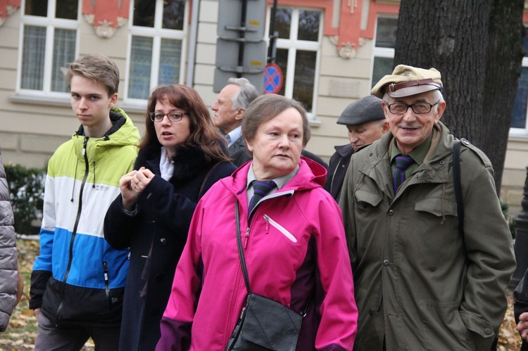 Msza w intencji ojczyzny i z okazji 35. rocznicy sądeckiego KIK-u