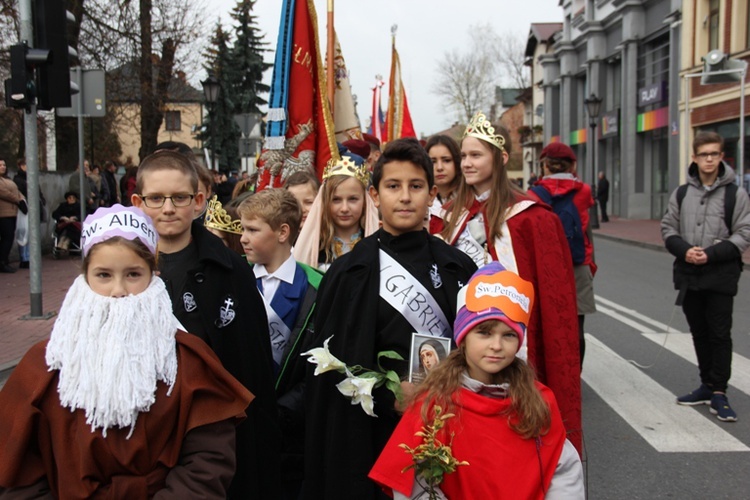 Święci na uroczystościach ku czci św. Wiktorii