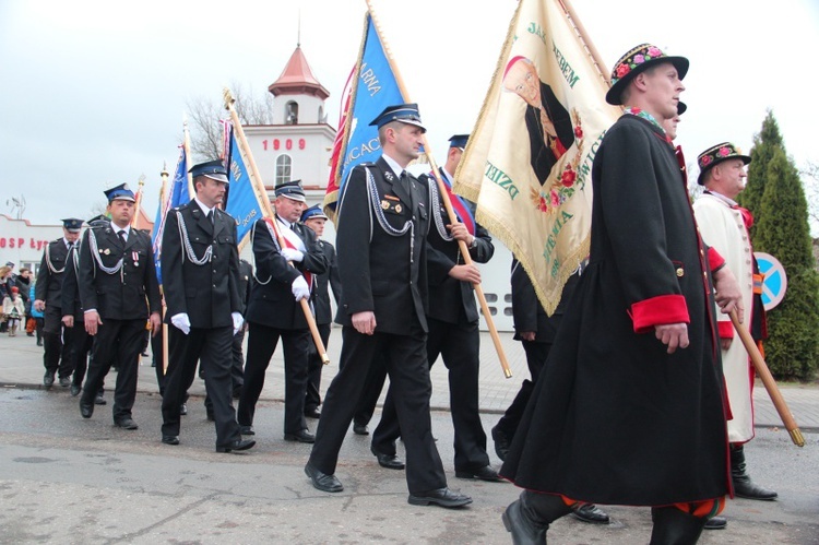 Uroczystości patriotyczne w Łyszkowicach