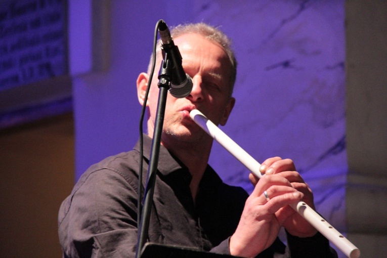 Michał Lorenc i koncert DesOrient w Rzeczycy