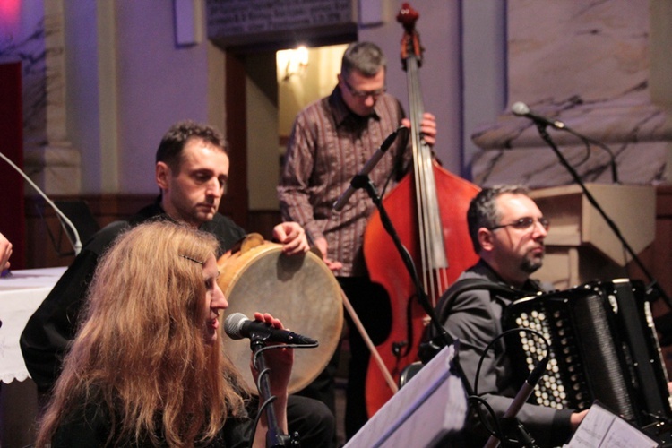 Michał Lorenc i koncert DesOrient w Rzeczycy