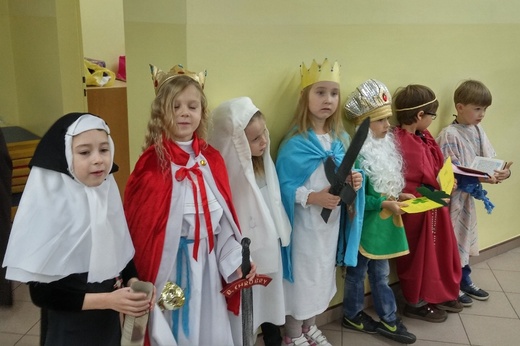 II Szkolnego Korowodu Świętych