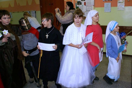 II Szkolnego Korowodu Świętych