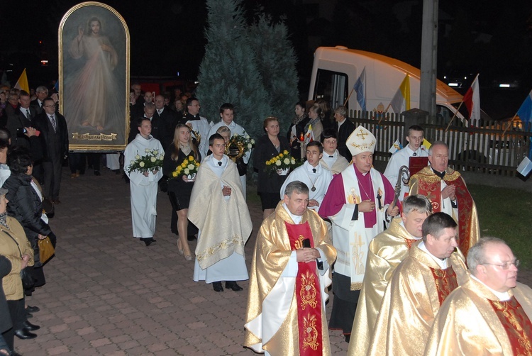 Nawiedzenie w parafii pw. Ducha Świętego w Mielcu