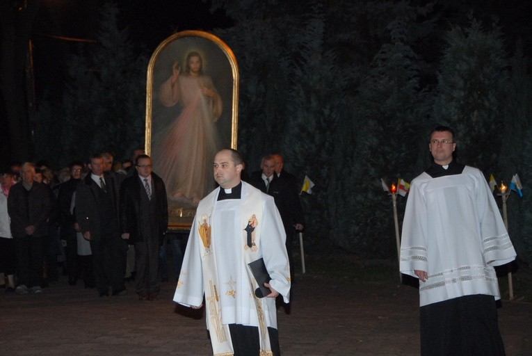 Nawiedzenie w parafii pw. Ducha Świętego w Mielcu