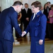 Powołanie nowego rządu i minuta ciszy