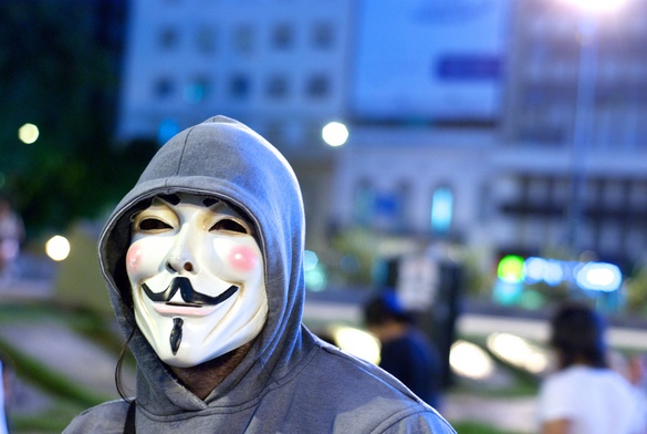 Anonymous wypowiadają wojnę ISIS