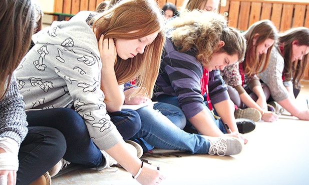  W tym, jak nawiązać relację, pomagały proste ćwiczenia