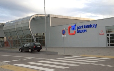 Terminal lotniczy w Radomiu