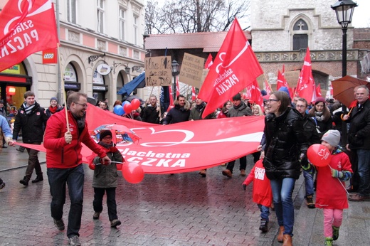 Marsz na otwarcie bazy rodzin Szlachetnej Paczki 2015