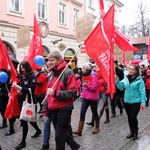 Marsz na otwarcie bazy rodzin Szlachetnej Paczki 2015