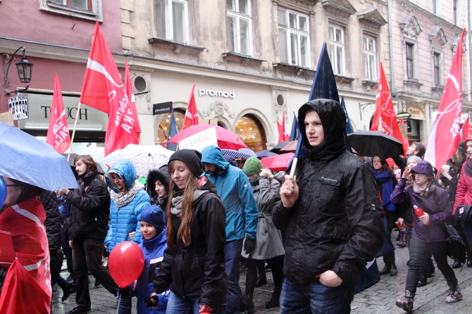 Marsz na otwarcie bazy rodzin Szlachetnej Paczki 2015