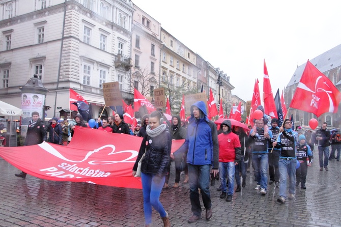 Marsz na otwarcie bazy rodzin Szlachetnej Paczki 2015