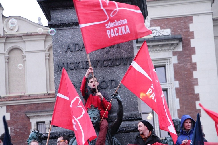 Marsz na otwarcie bazy rodzin Szlachetnej Paczki 2015