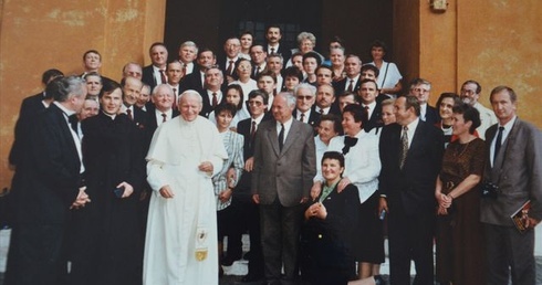 Od 70 lat na cztery głosy 